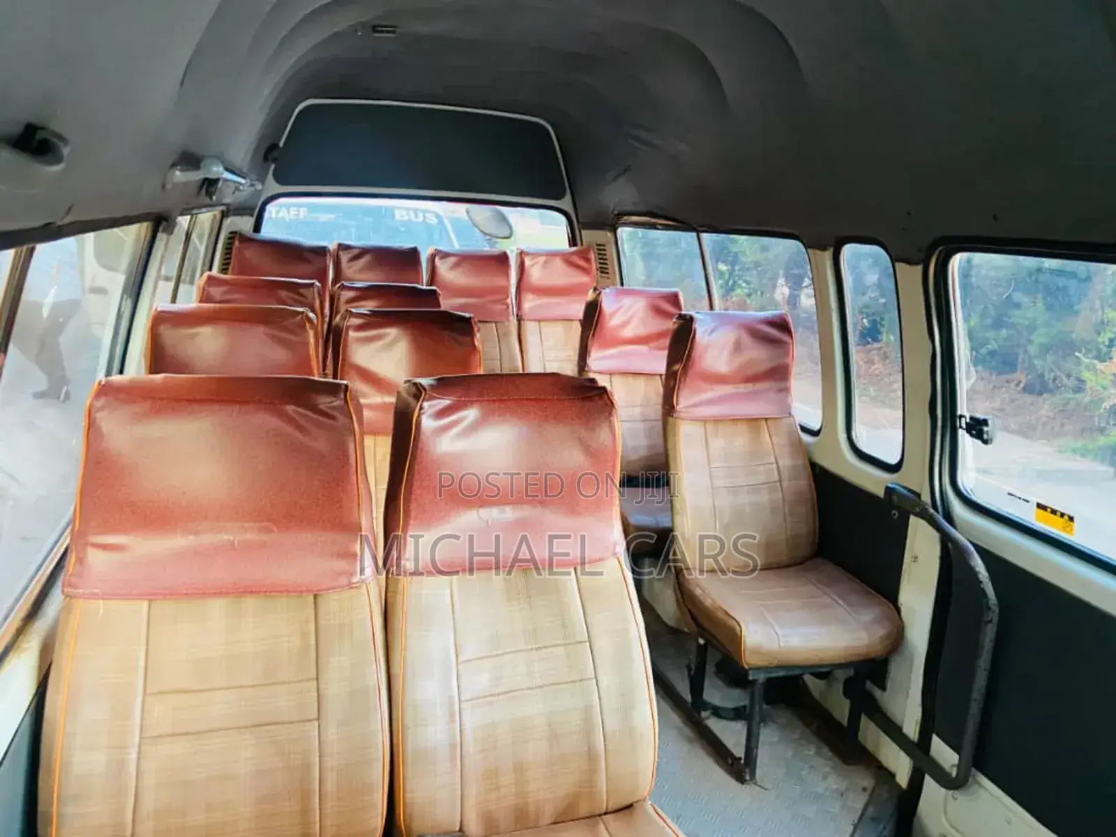 Toyota HiAce 1998 White