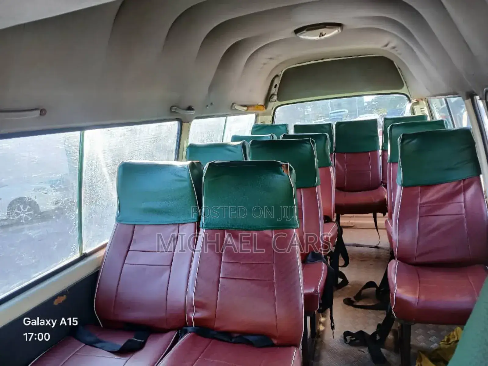 Toyota HiAce 1998 White