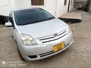 Toyota Corolla Spacio 2005 Silver