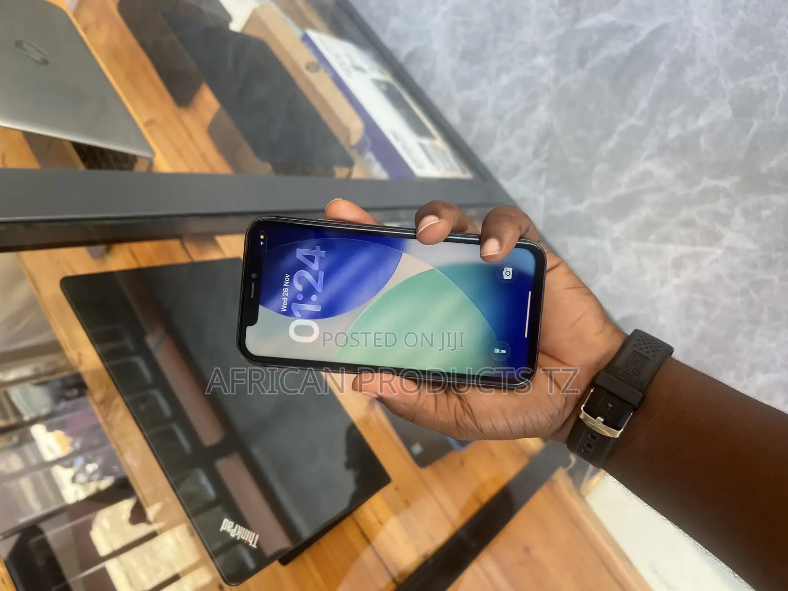 Apple iPhone 11 64 GB Black
