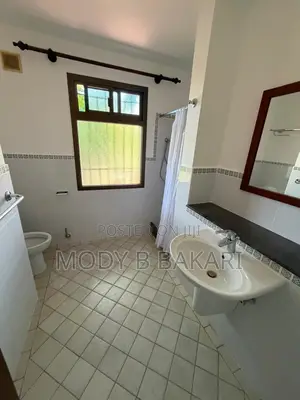 3bdrm House in Masaki for rent