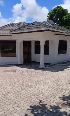 4bdrm House in Kunduchi for rent