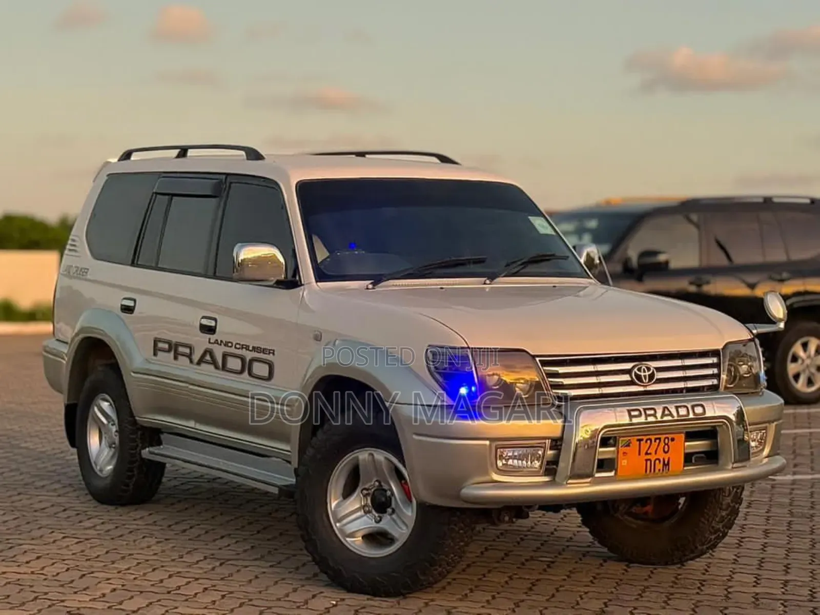 Toyota Land Cruiser Prado 2002 White