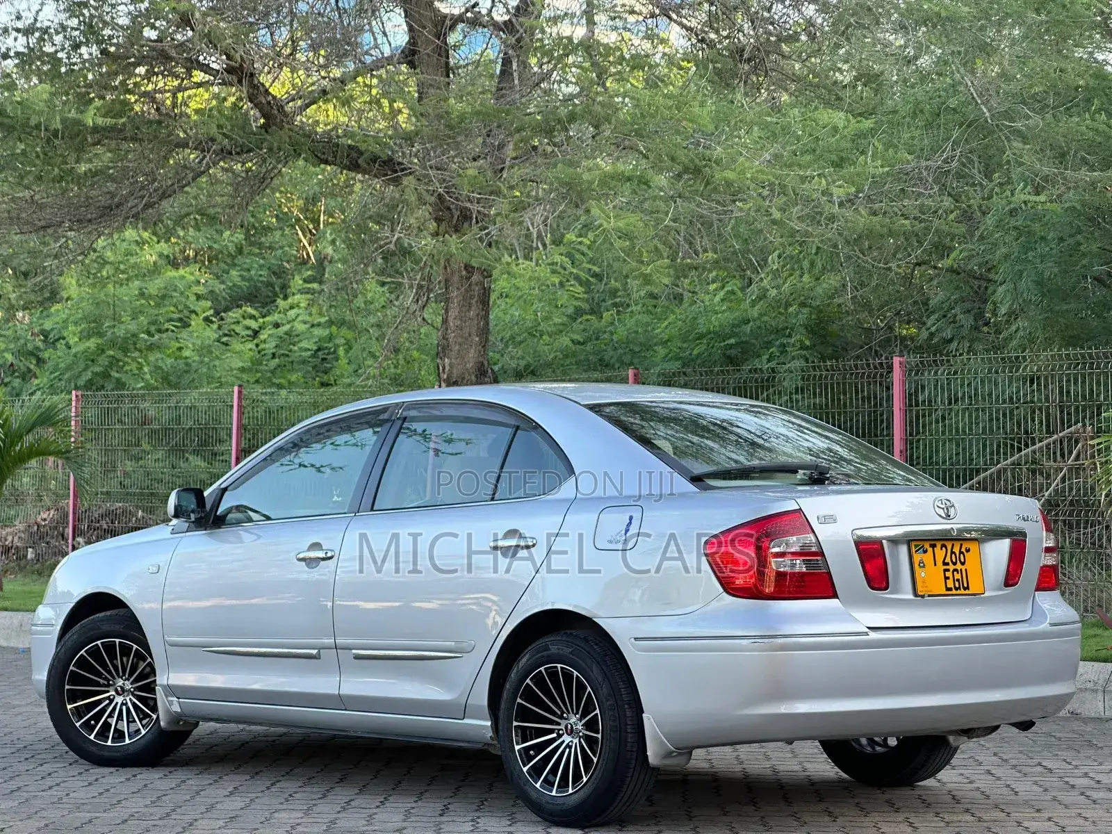 Toyota Premio 2005 Silver