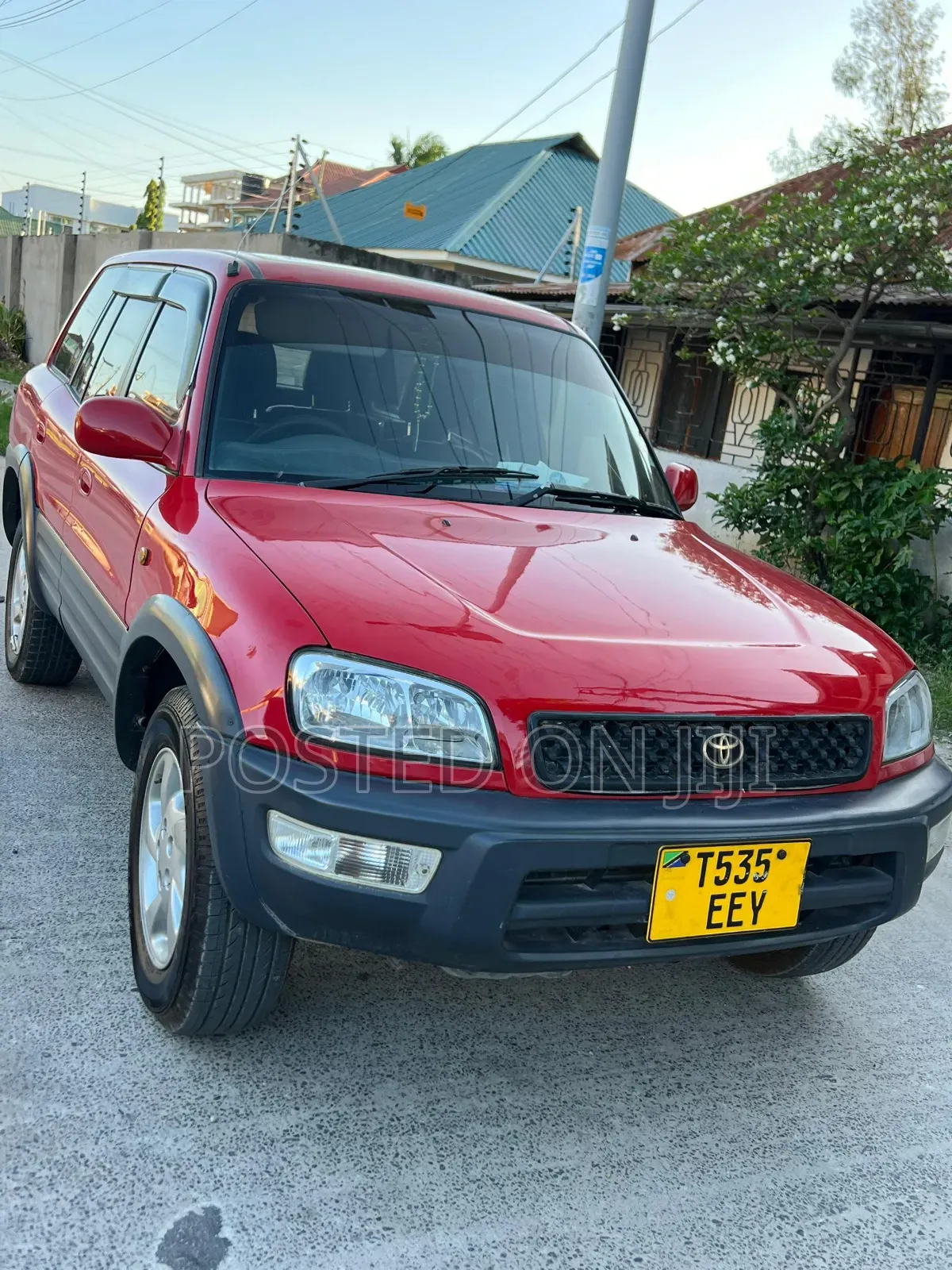 Toyota RAV4 1999 Red