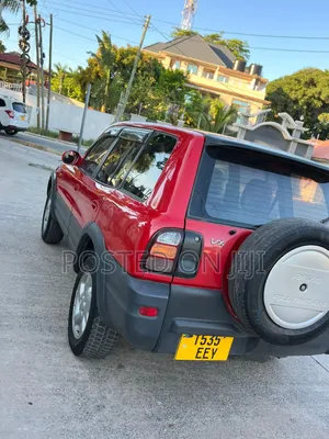 Toyota RAV4 1999 Red