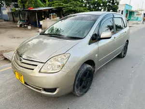 Toyota Corolla Spacio 2006 Gold