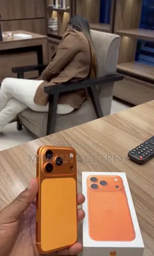 New Apple iPhone 17 Pro Max 256 GB Orange