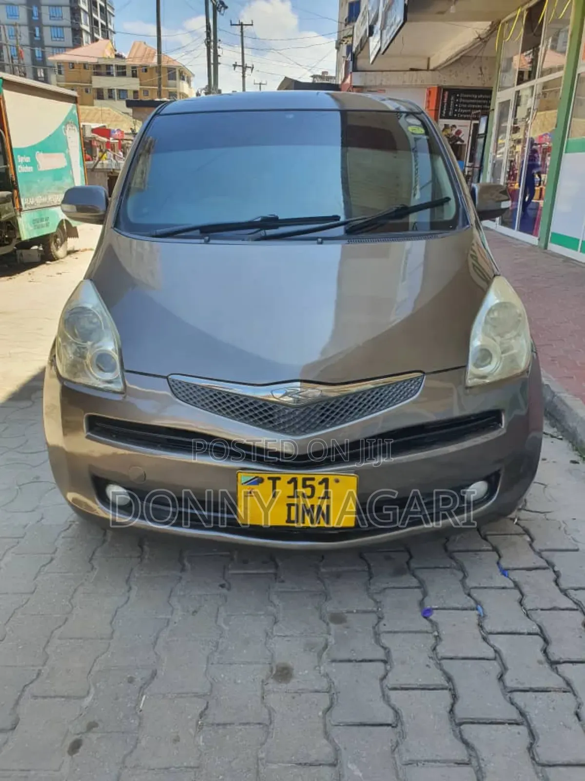 Toyota Ractis 2008 Gray