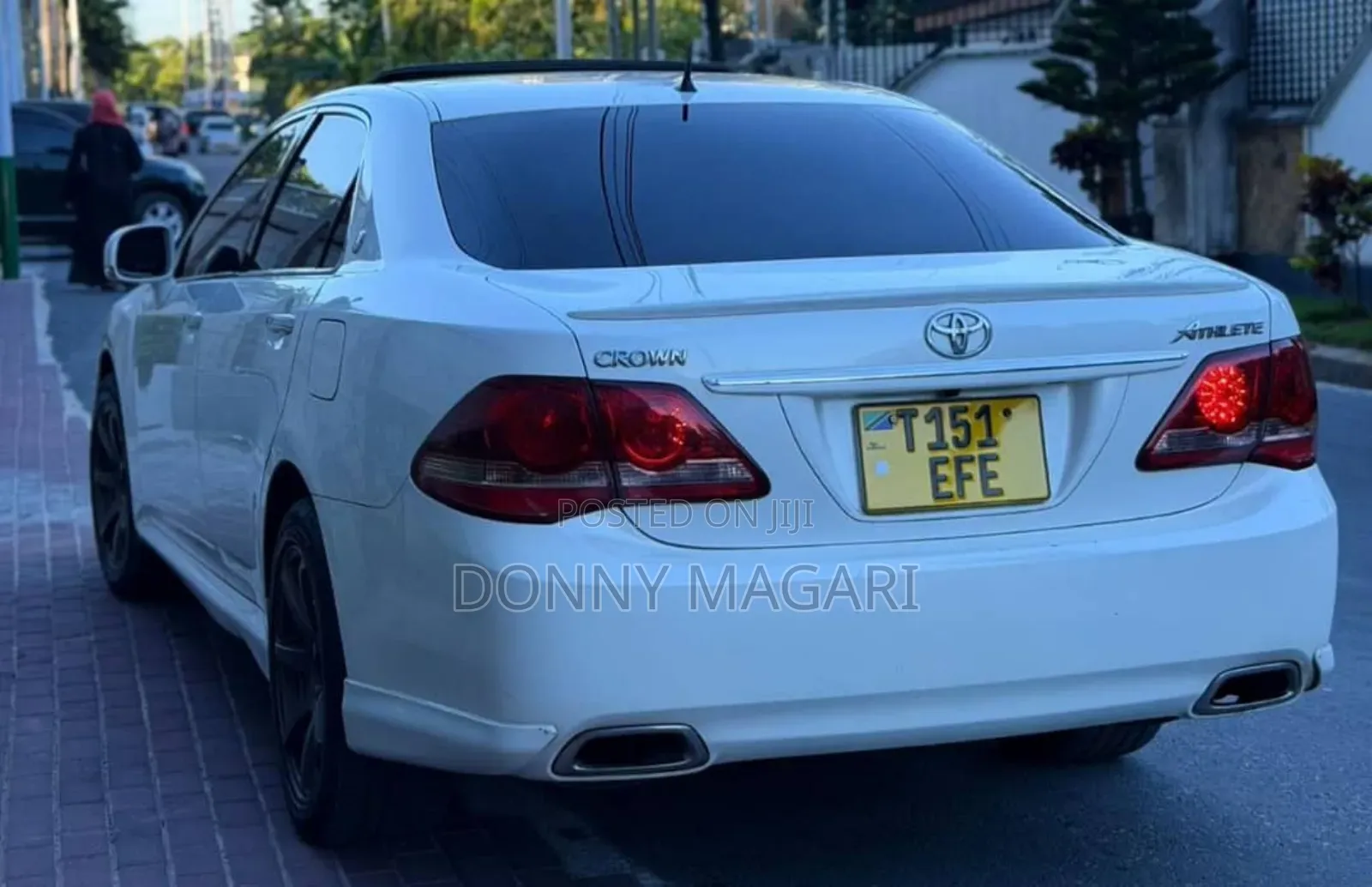 Toyota Crown 2009 White