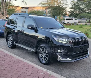 Toyota Land Cruiser Prado 2018 Black