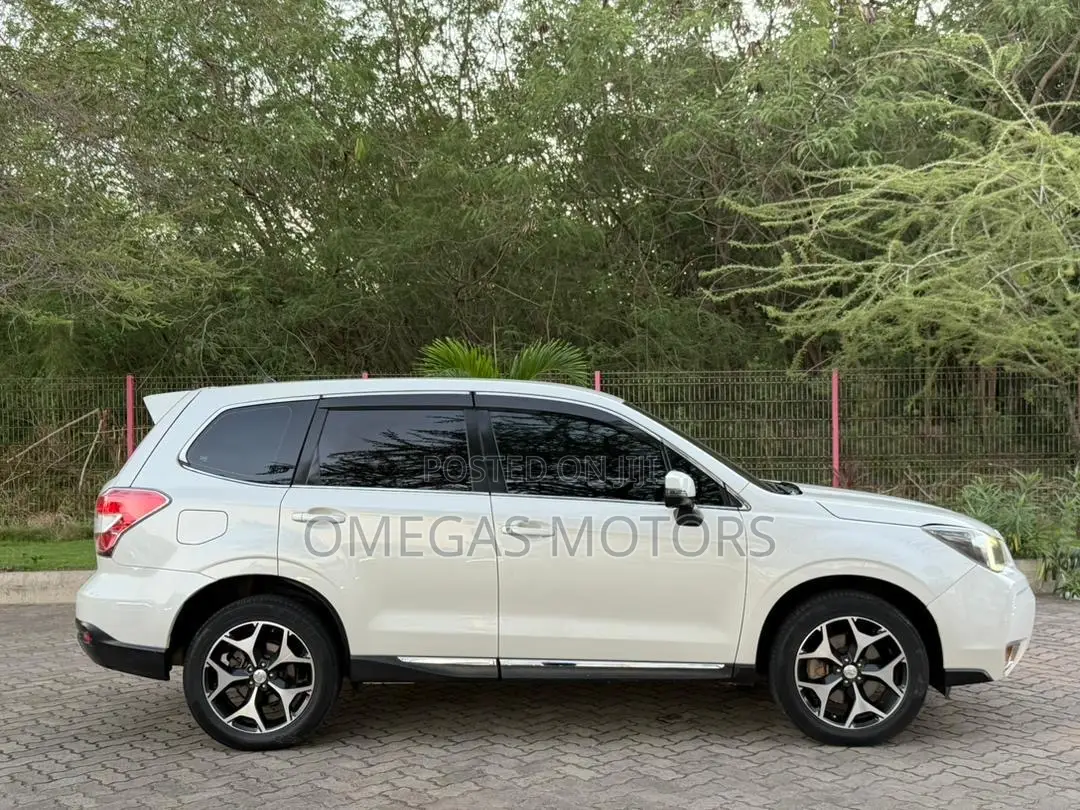 Subaru Forester 2014 Pearl