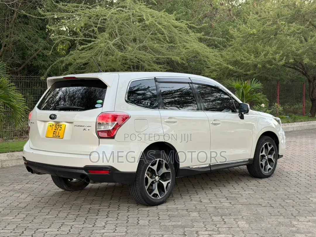 Subaru Forester 2014 Pearl