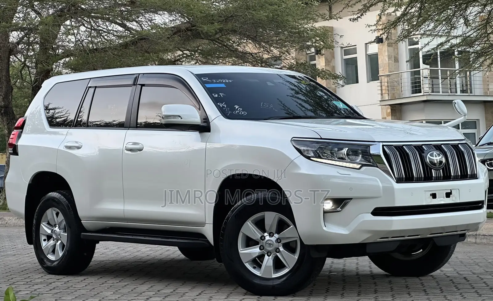 Toyota Land Cruiser Prado 2018 White