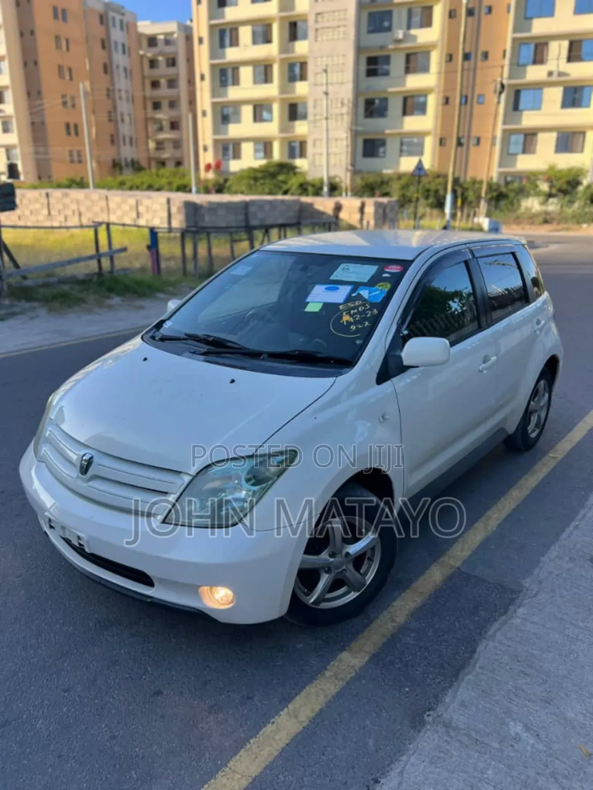 Toyota IST 2004 White