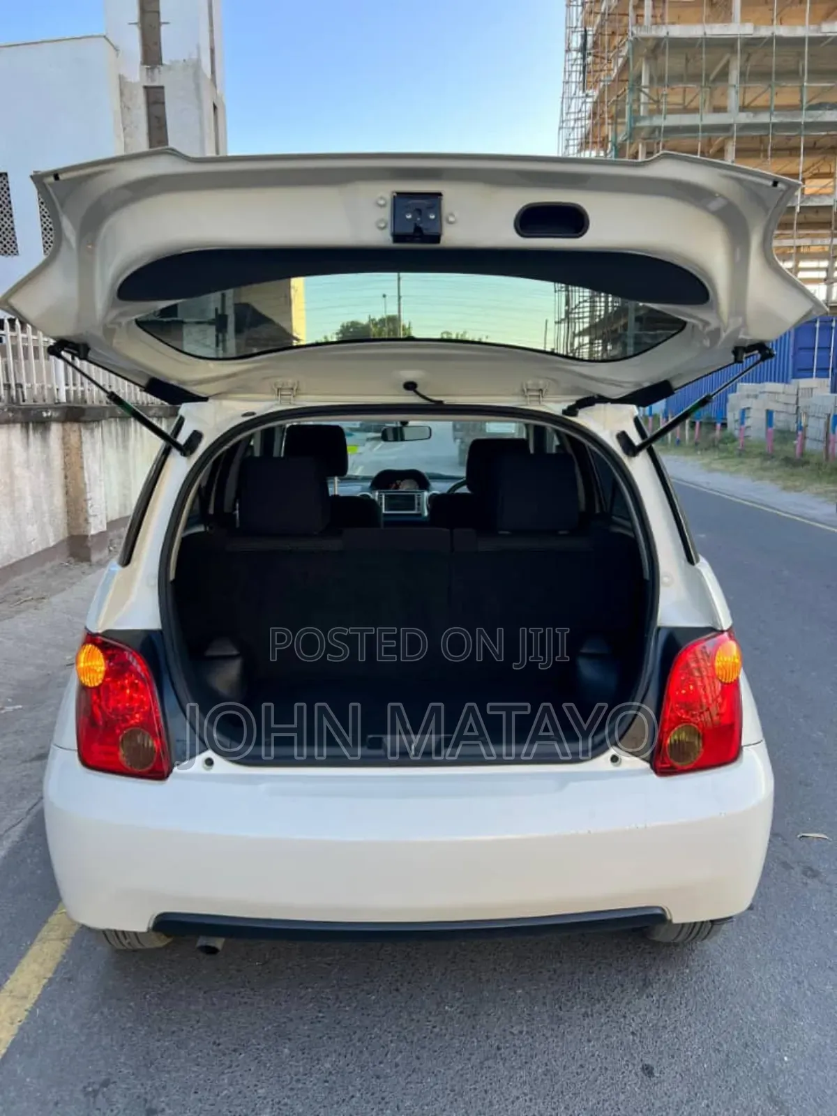 Toyota IST 2004 White