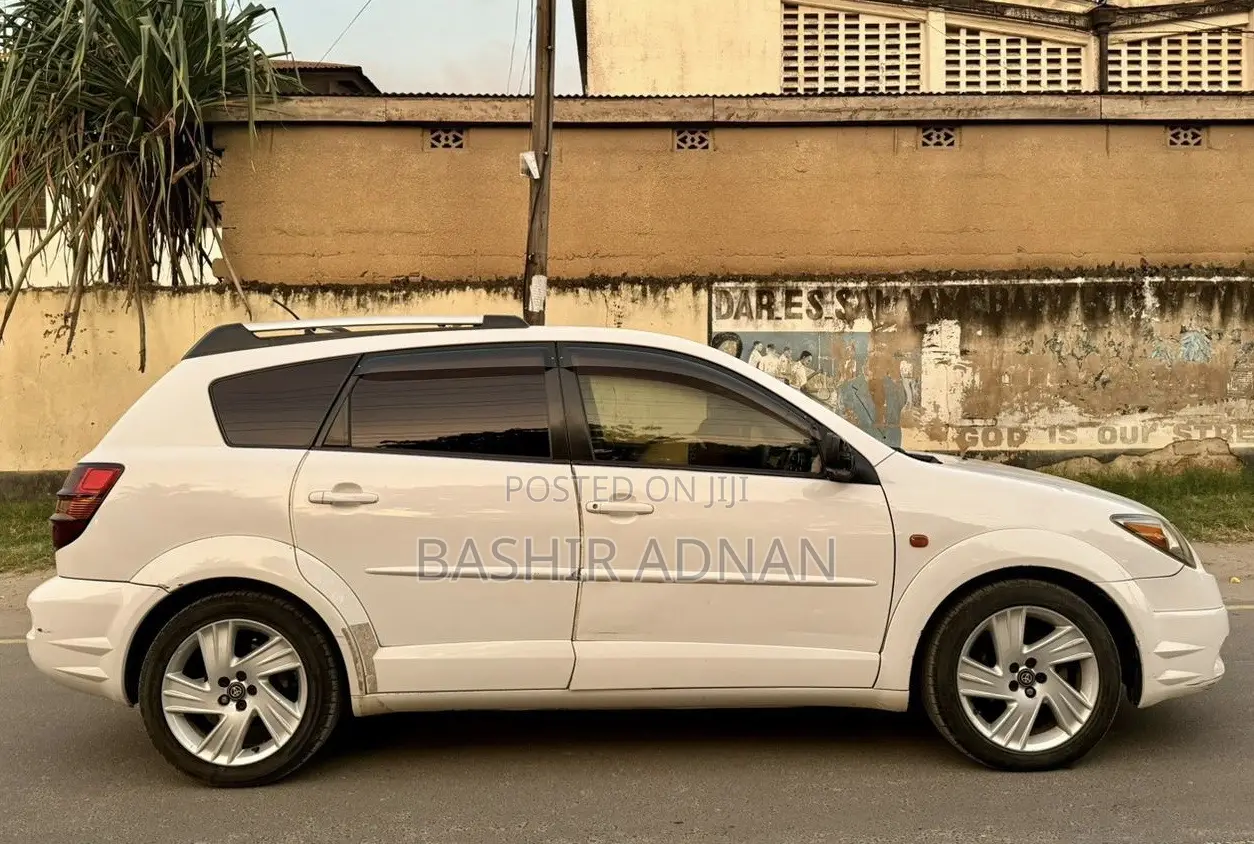 Toyota Voltz 2004 White