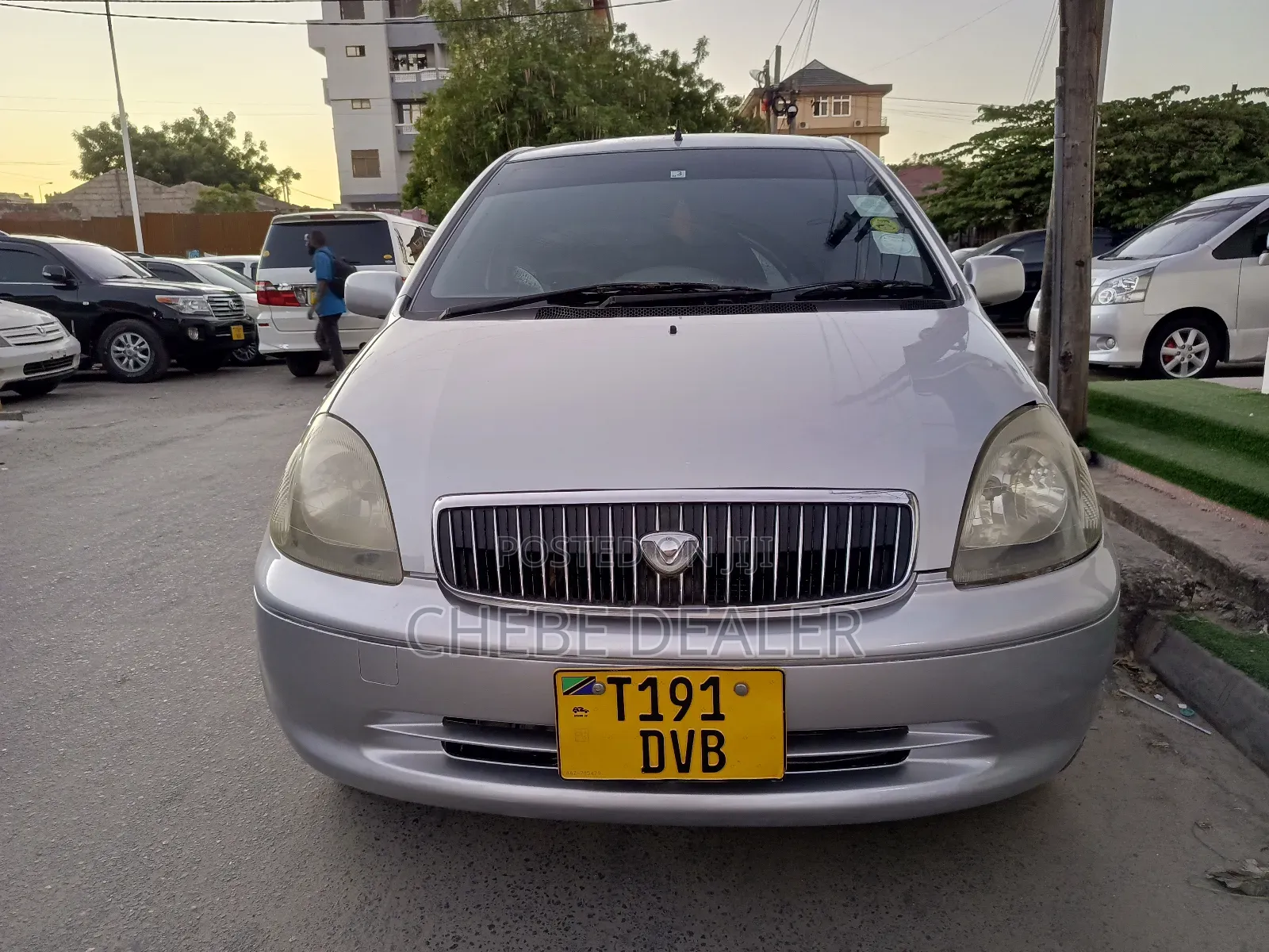 Toyota Vitz 2006 Silver
