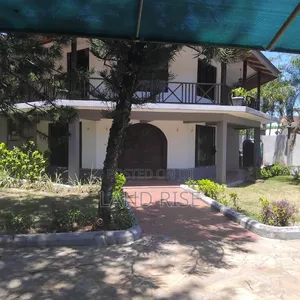 3bdrm House in Mikocheni for rent
