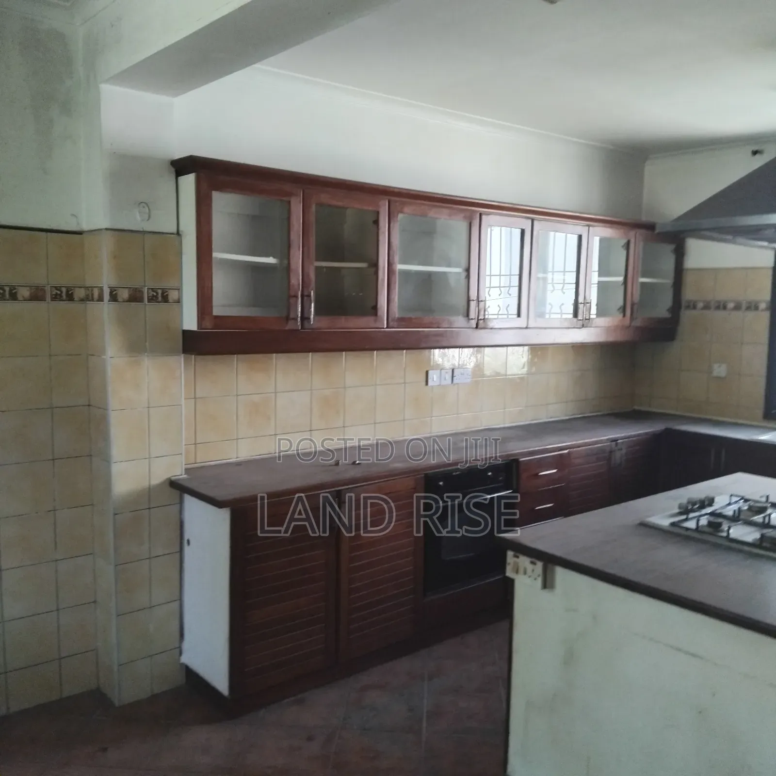 3bdrm House in Mikocheni for rent