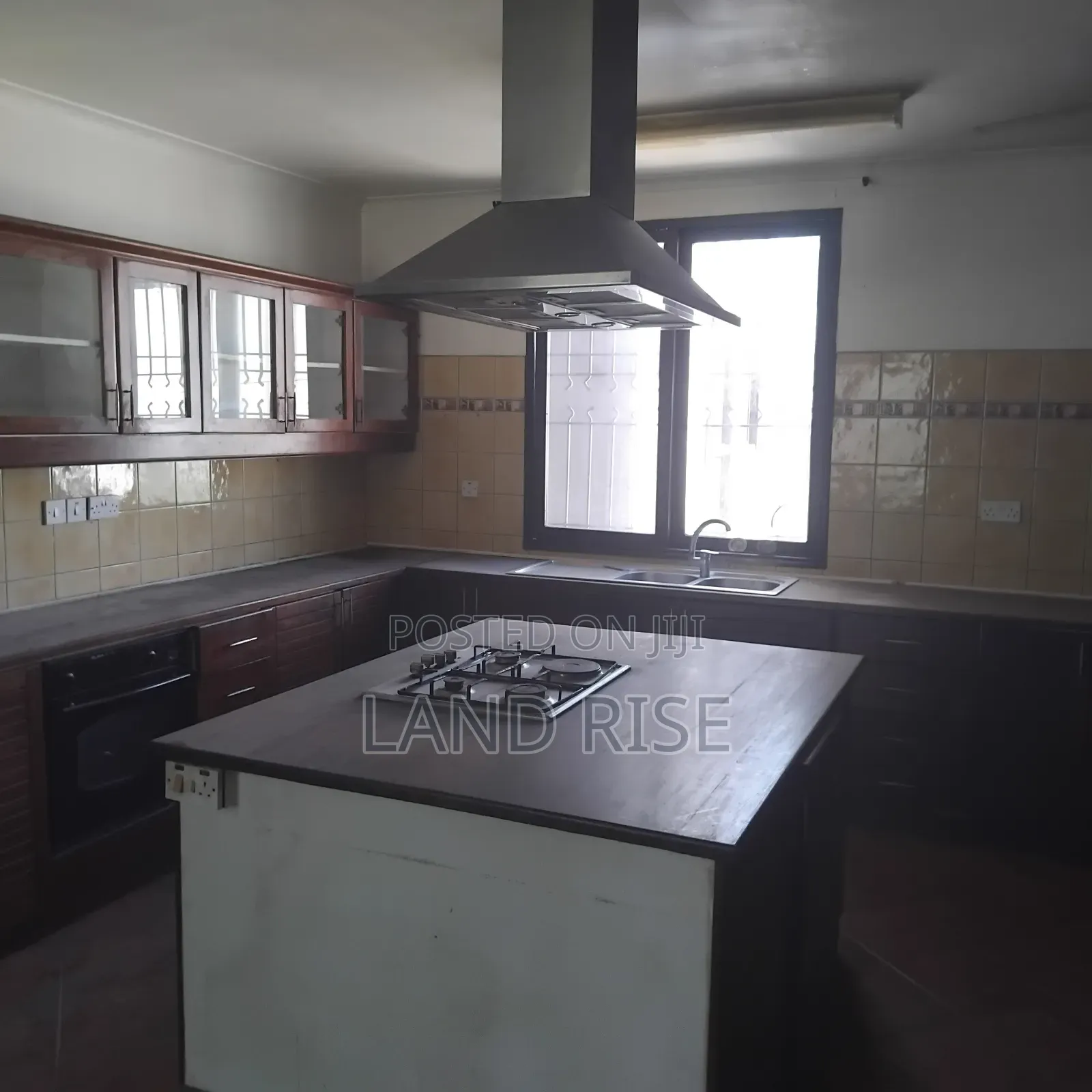 3bdrm House in Mikocheni for rent