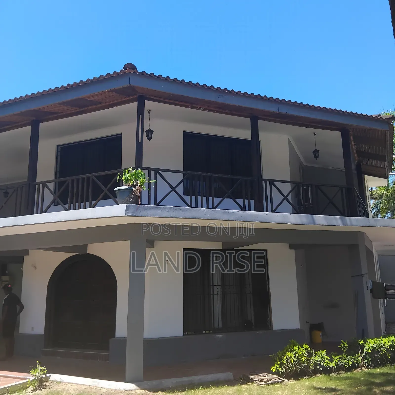 3bdrm House in Mikocheni for rent