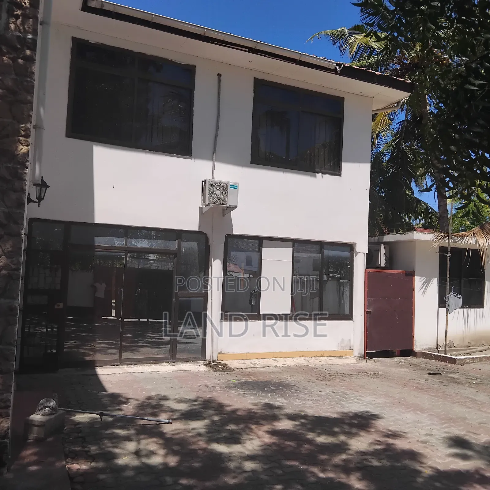 6bdrm House in Mikocheni for sale