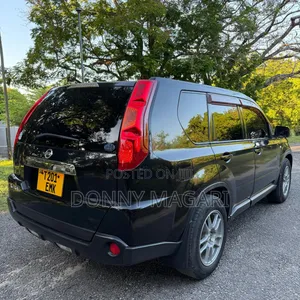 Nissan X-Trail 2011 Black
