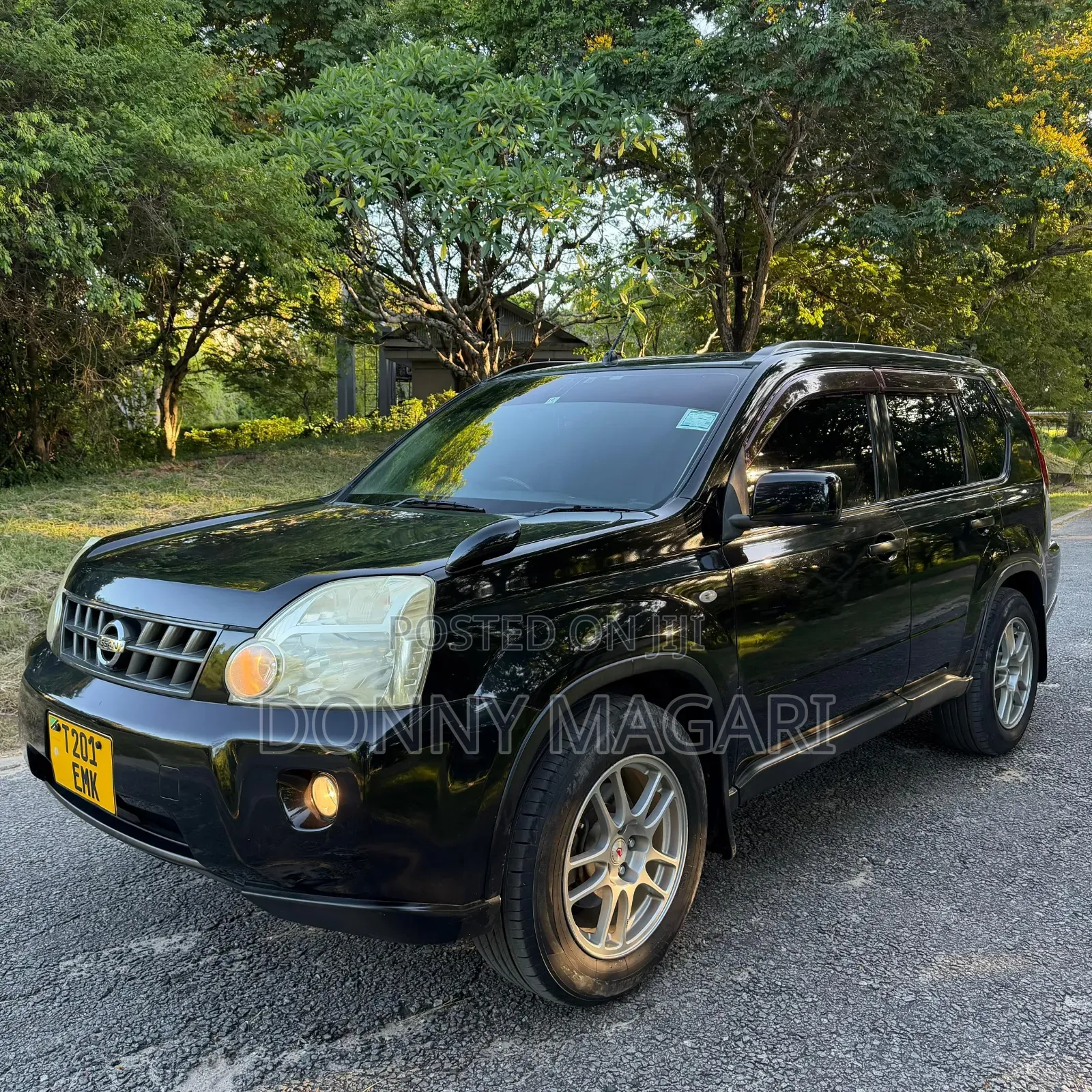 Nissan X-Trail 2011 Black
