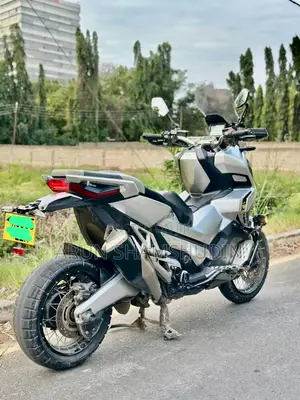 Honda 2023 Silver