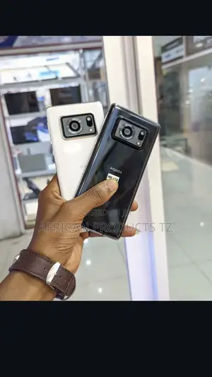 Sharp Aquos R6 128 GB Black