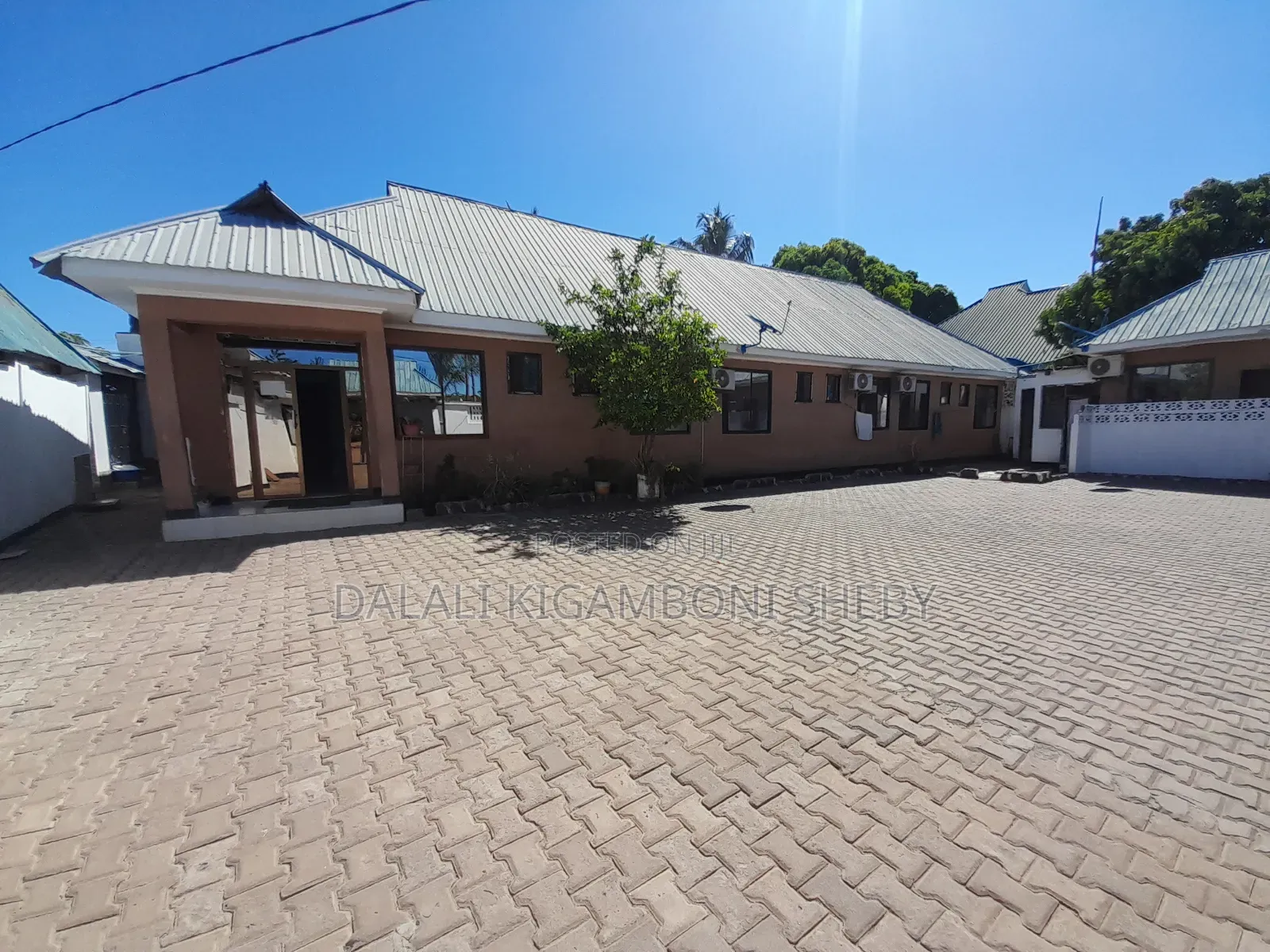 17bdrm Apartment in Kigamboni Kisota for sale