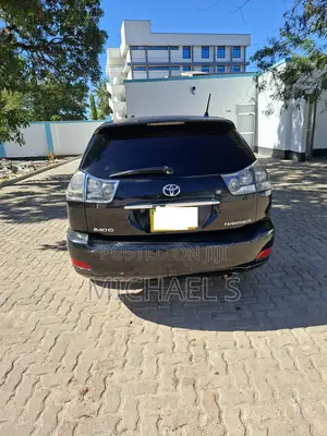 Toyota Harrier 2.4 16V 2003 Black
