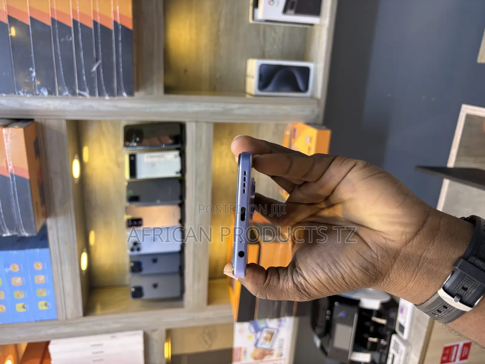 Infinix Hot 50i 128 GB Purple