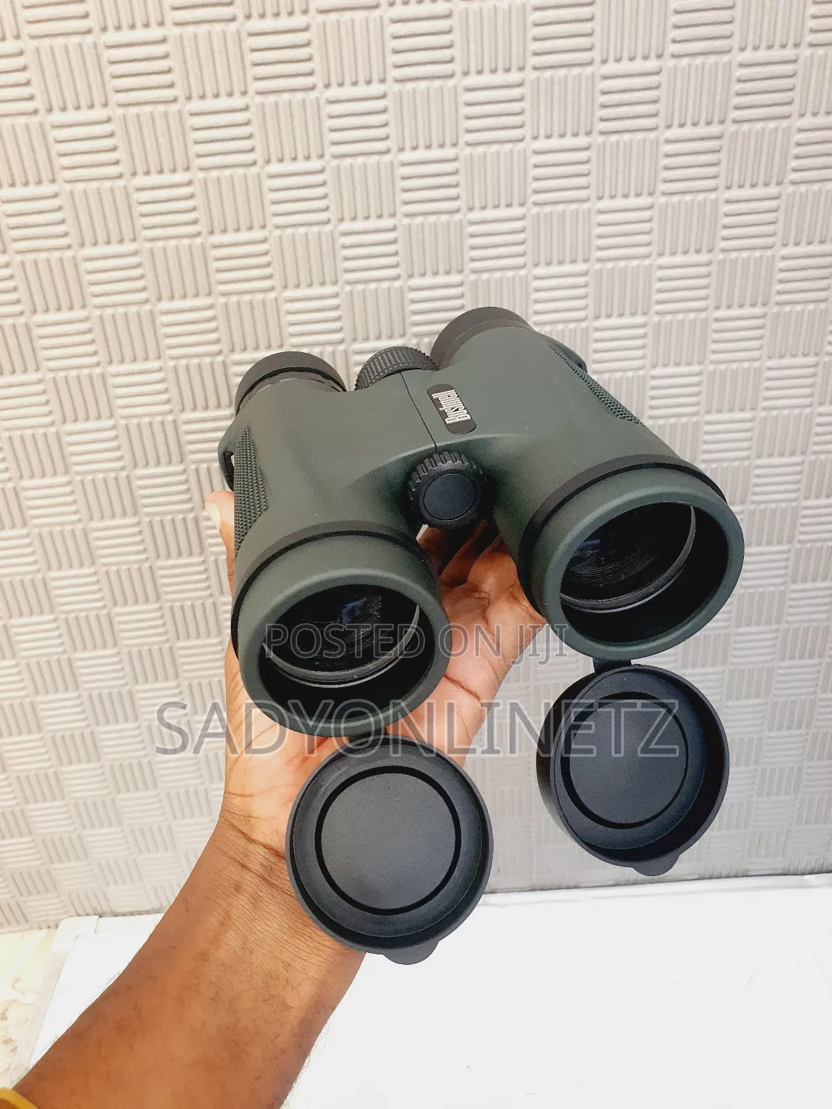 Bushnell Binocular 10×42