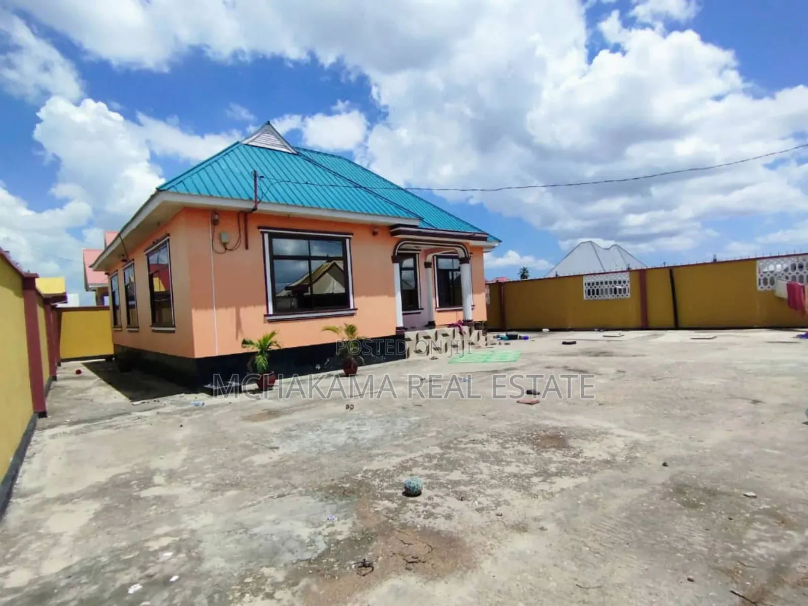 3bdrm House in Mchakama Real Estate, Msongola for sale