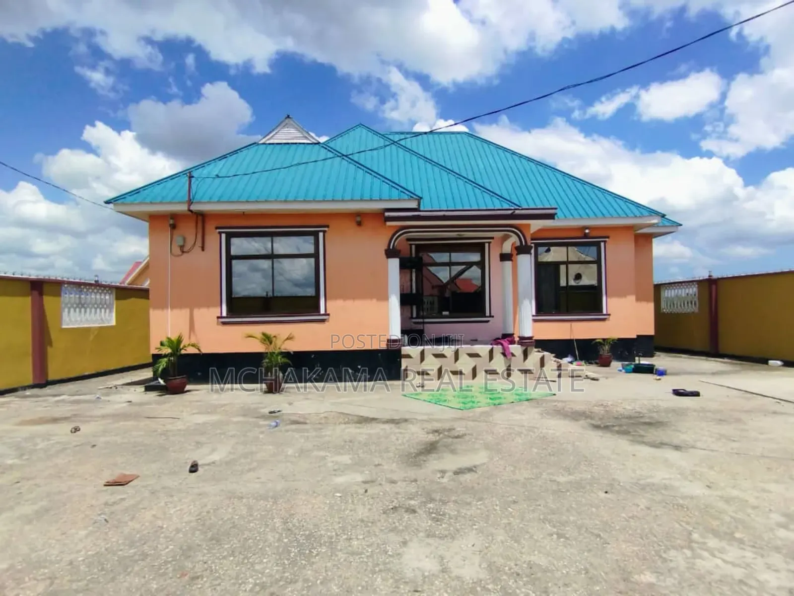 3bdrm House in Mchakama Real Estate, Msongola for sale