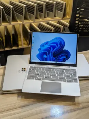 Laptop Microsoft Surface Go 8GB Intel Core I5 SSD 256GB