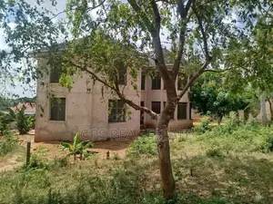 3bdrm House in Kazibirwa Makabe, Kinondoni for sale