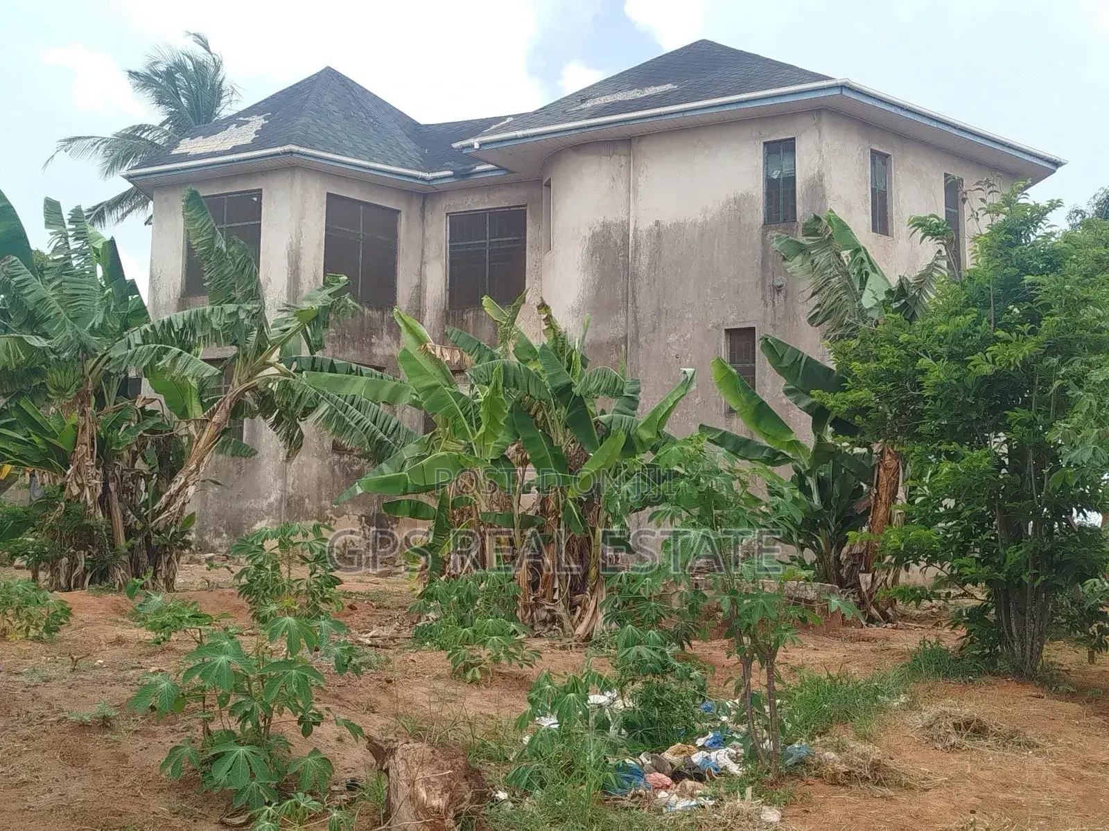 3bdrm House in Kazibirwa Makabe, Kinondoni for sale