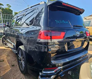 Toyota Land Cruiser Prado 2011 Black