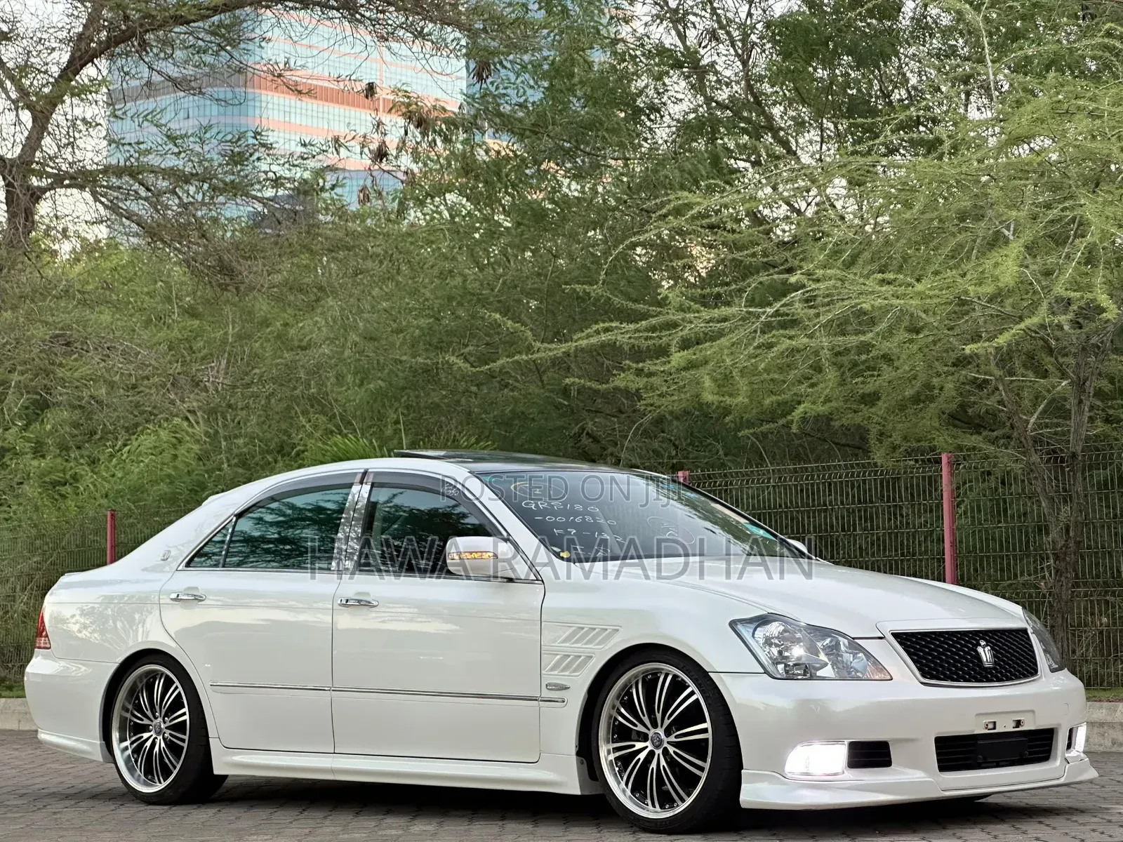 Toyota Crown 2006 White