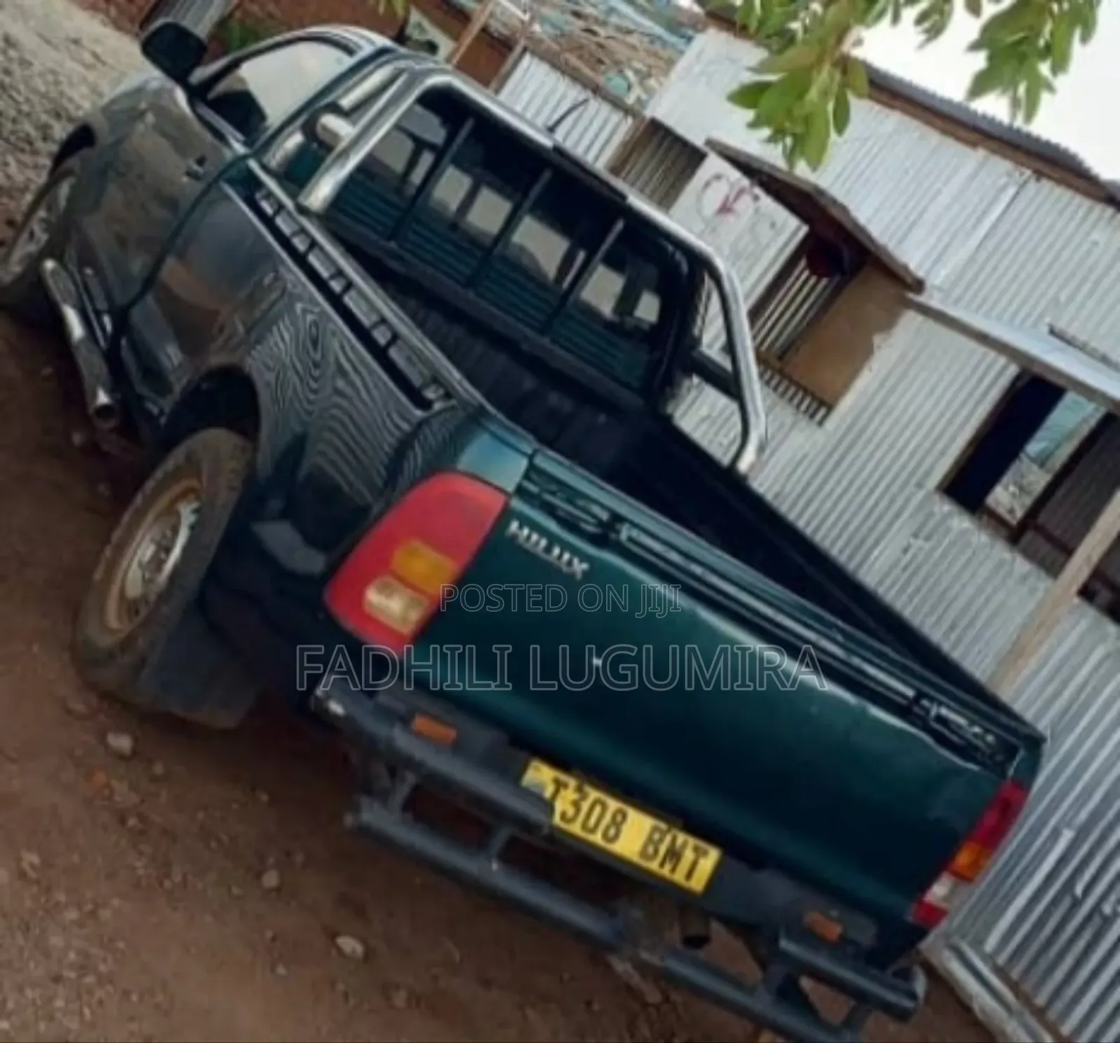 Toyota Hilux 2004 Green