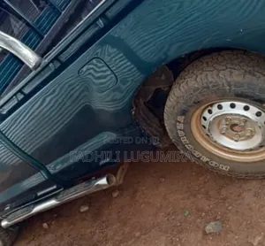 Toyota Hilux 2004 Green