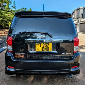 Toyota Corolla Rumion 2008 Black