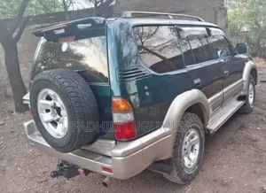 Toyota Land Cruiser Prado 2000 Green
