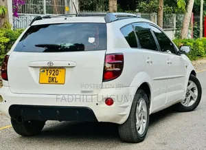 Toyota Voltz 2004 White