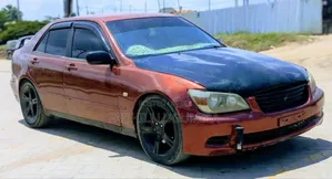 Toyota Altezza 2000 Maroon