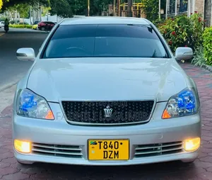 Toyota Crown 2004 Silver