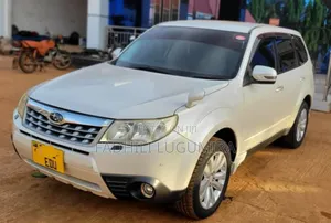 Subaru Forester 2009 White